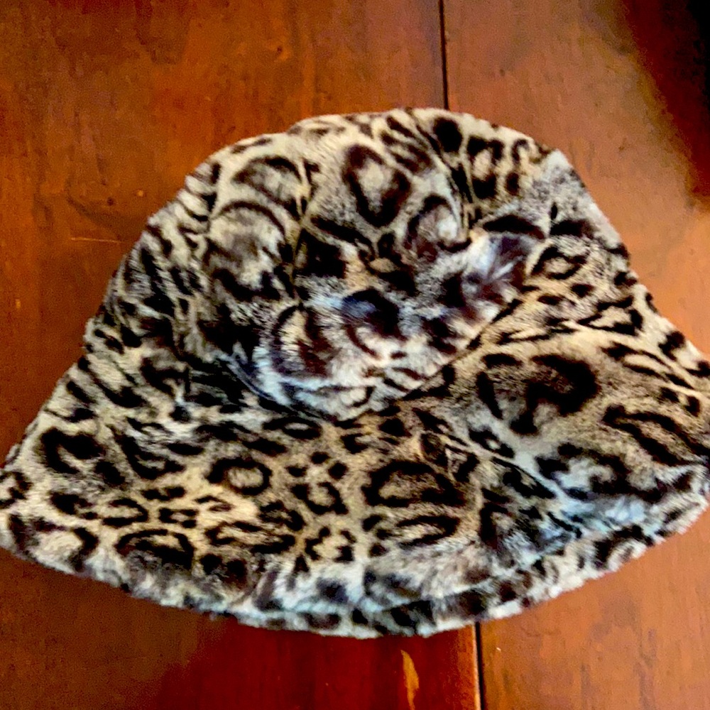 Leopard print fuzzy hat